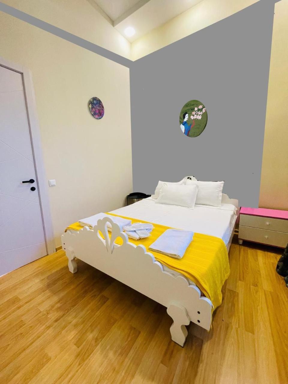 Art Hotel Tabidze 第比利斯 外观 照片