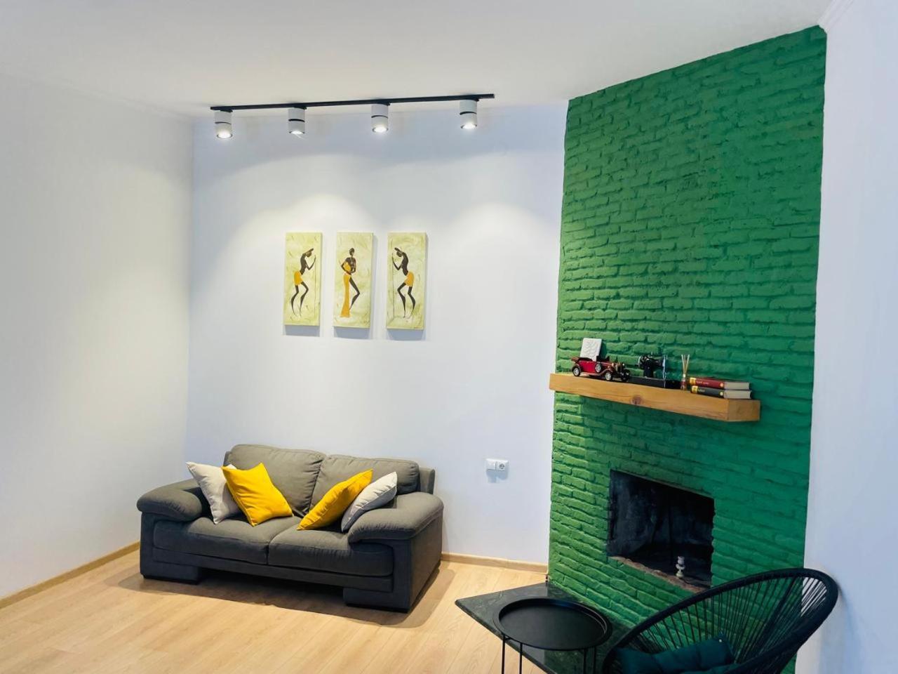 Art Hotel Tabidze 第比利斯 外观 照片