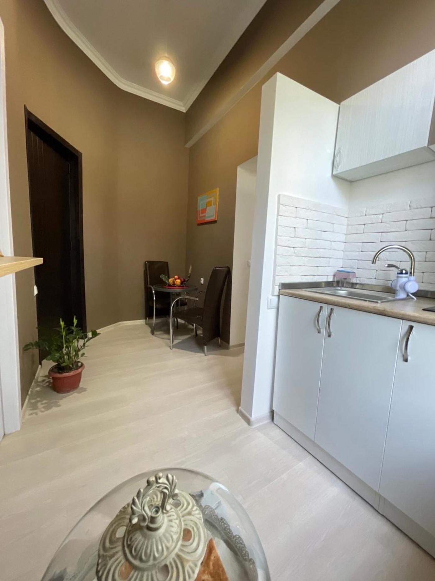 Art Hotel Tabidze 第比利斯 外观 照片